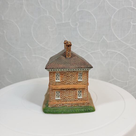 Lang & Wise Colonial Williamsburg George Wythe House Ceramic Figurine 28489704 - Picture 3 of 12